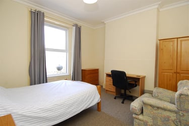 4 bed house, Greenbank Terrace, Greenbank, Plymouth, PL48QF - Image 8